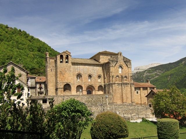 jaca y alrededores