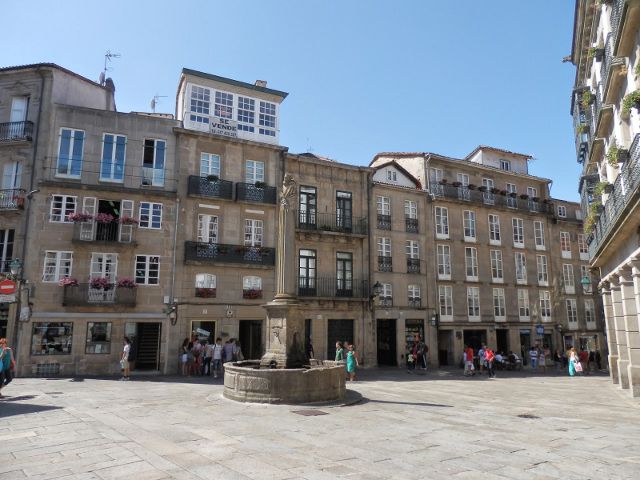 Que ver en Galicia en 7 días - Santiago de Compostela - Plaza de Cervantes
